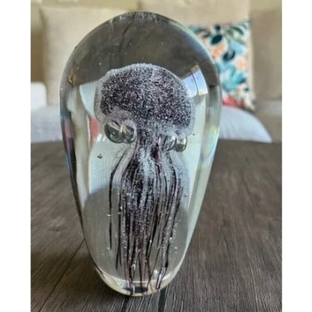 Glass Jellyfish Paperweight Encased Ocean Marine Life Sculpture Art